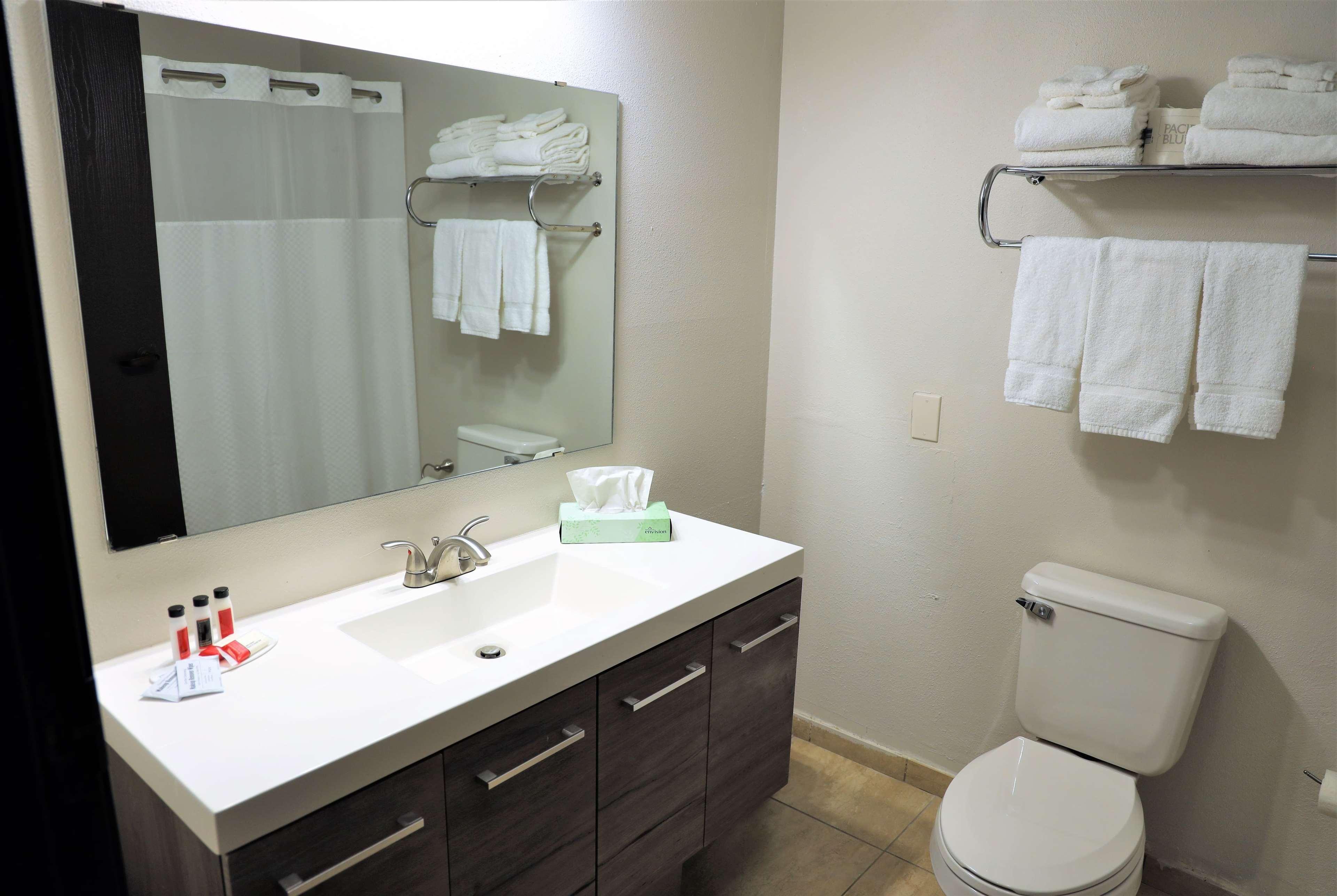 Super 8 By Wyndham High Point/Greensboro Bagian luar foto