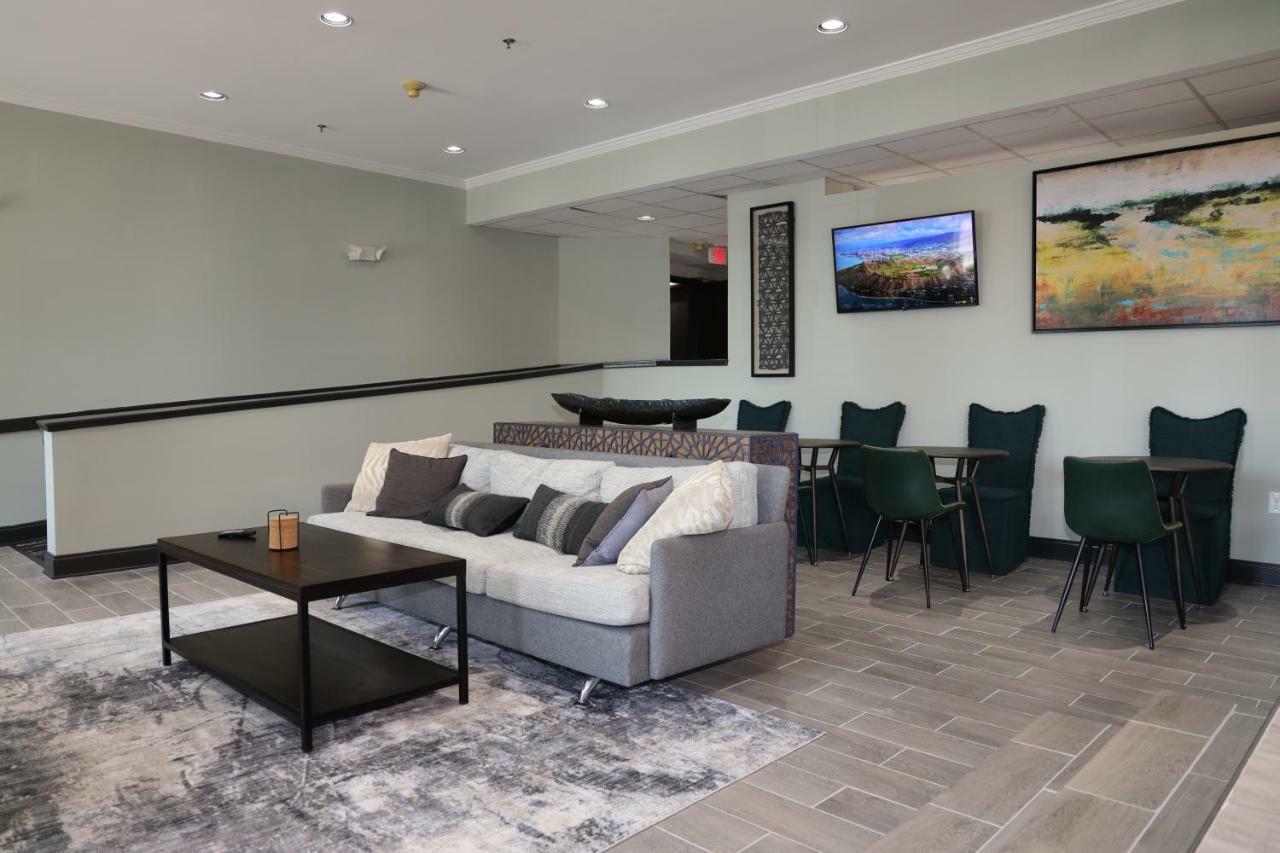 Super 8 By Wyndham High Point/Greensboro Bagian luar foto