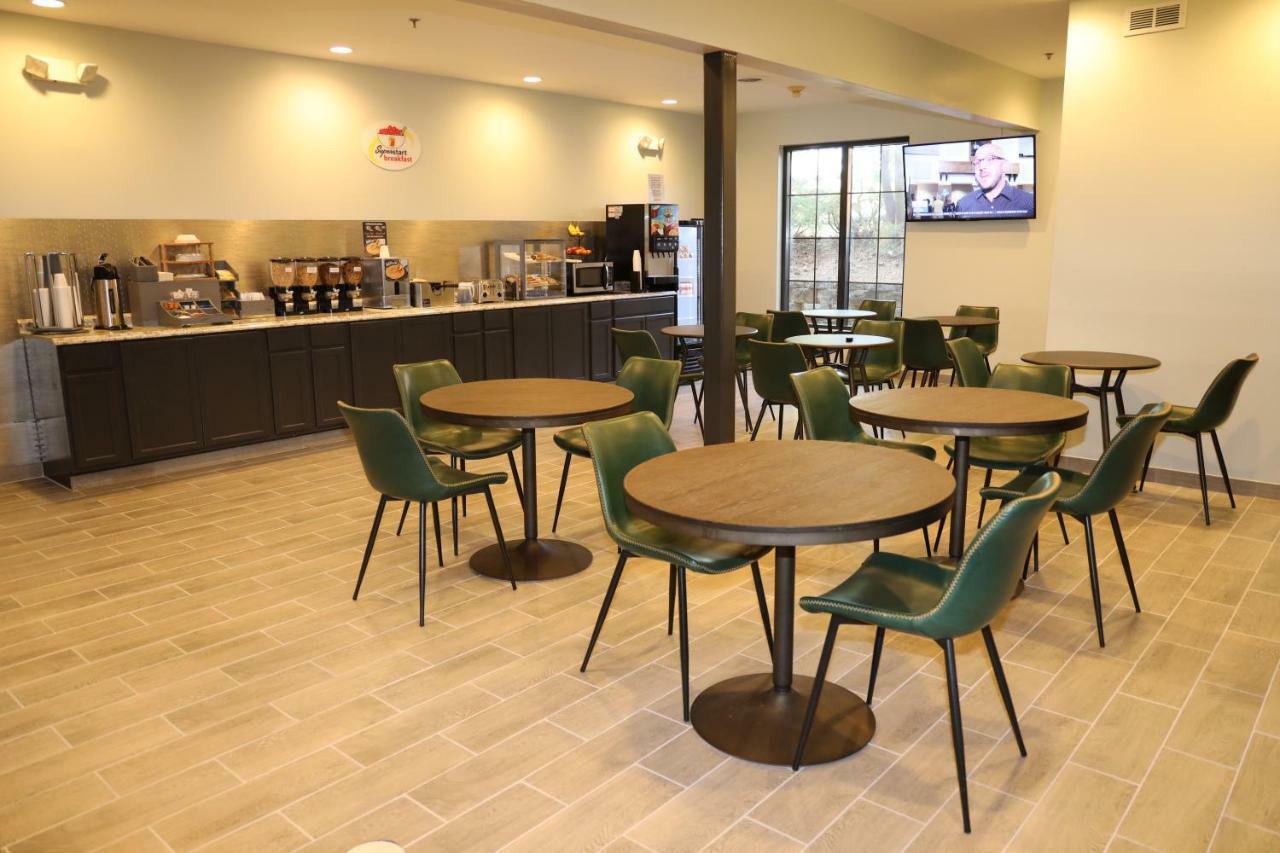 Super 8 By Wyndham High Point/Greensboro Bagian luar foto