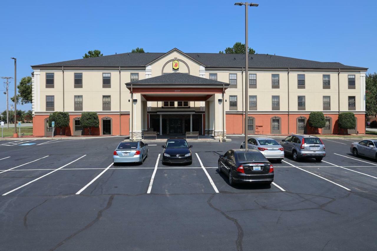 Super 8 By Wyndham High Point/Greensboro Bagian luar foto