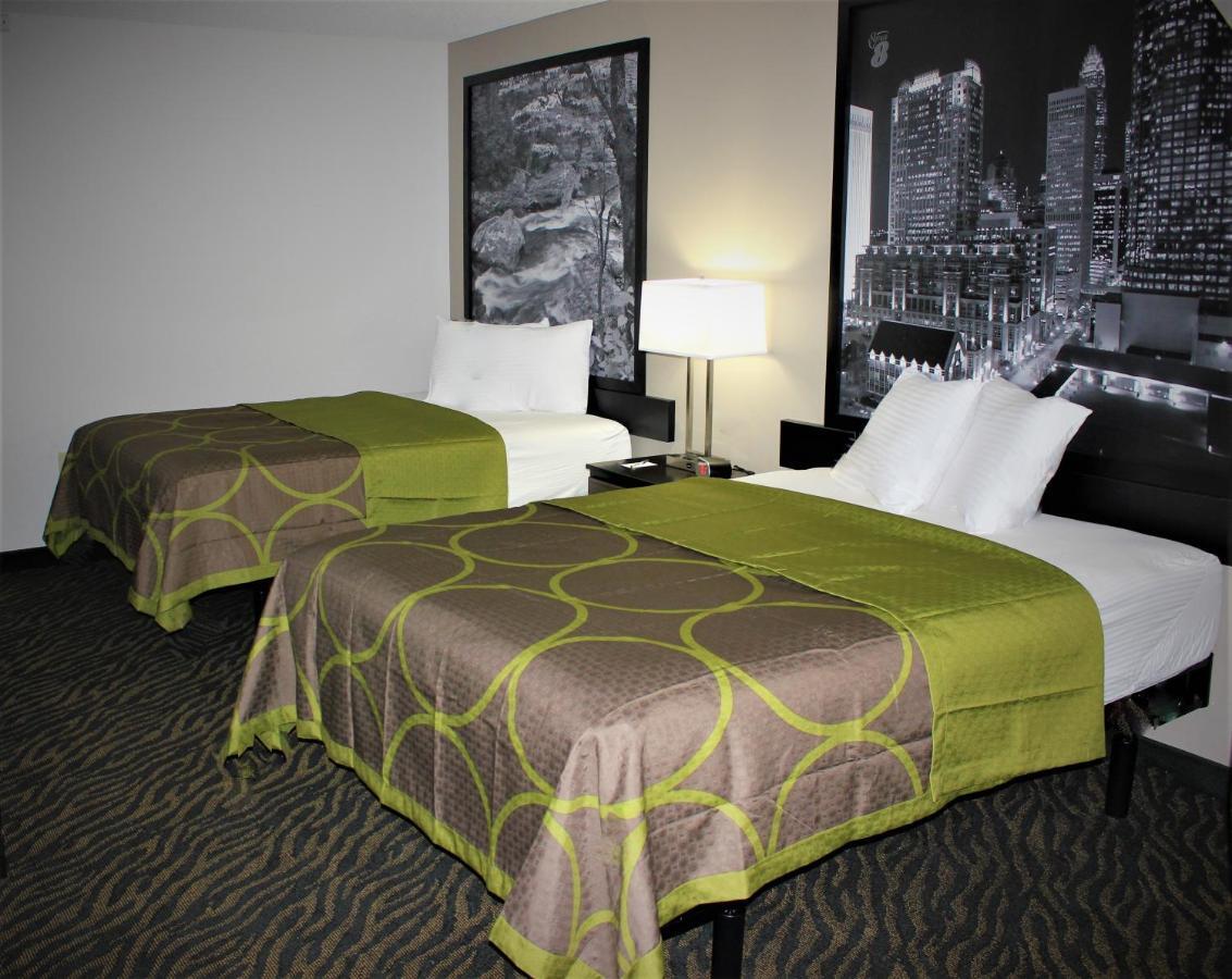 Super 8 By Wyndham High Point/Greensboro Bagian luar foto